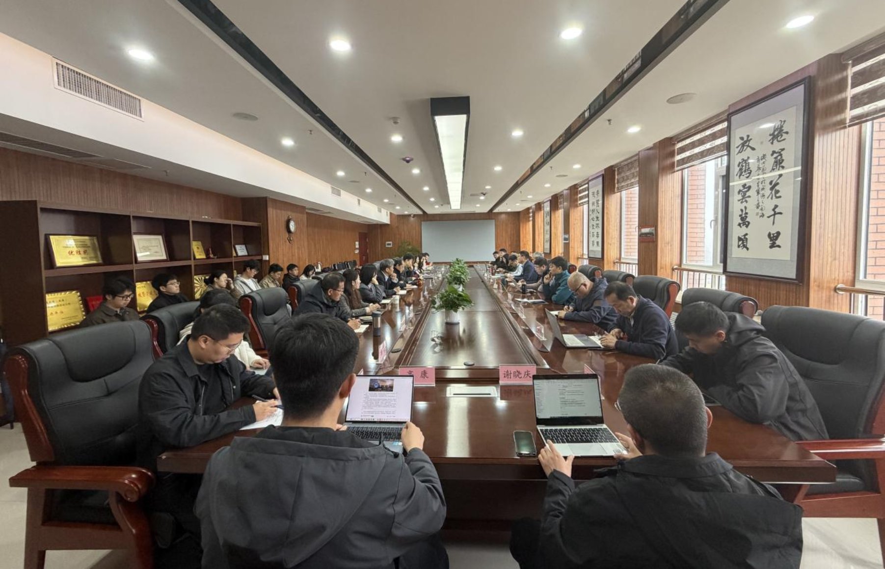 威海校区深入学习贯彻习近平总书记重要回信精神