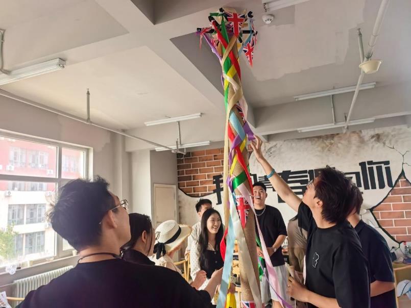 民族韵·世界情 | 多元文化碰撞，共谱和谐乐章——威海校区第一届中外传统文化节成功举办