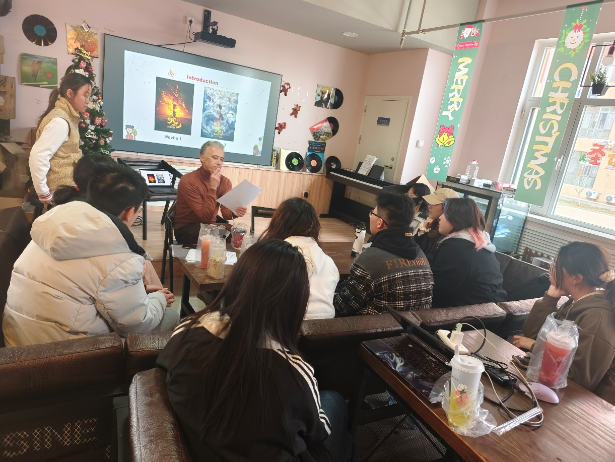 威海校区举办第五期书院英语角活动