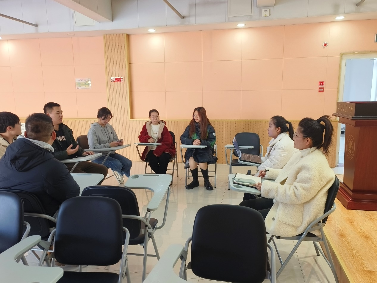 书院青年共参与，协同育人化春风
——威海校区举办“青春会客厅”活动