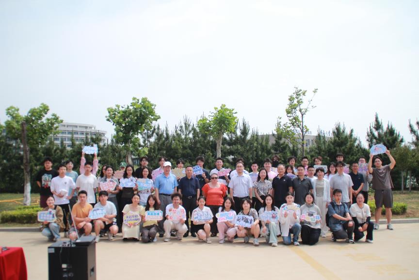 树植沃土凝情谊，根扎母校铸同心
——2025年校友林再添新绿